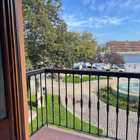 Apartment River *